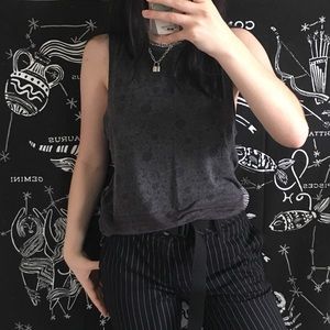 ✨AE floral tank✨